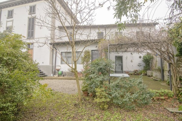 casa indipendente in vendita a Santa Maria della Versa