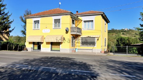 casa indipendente in vendita a Santa Maria della Versa
