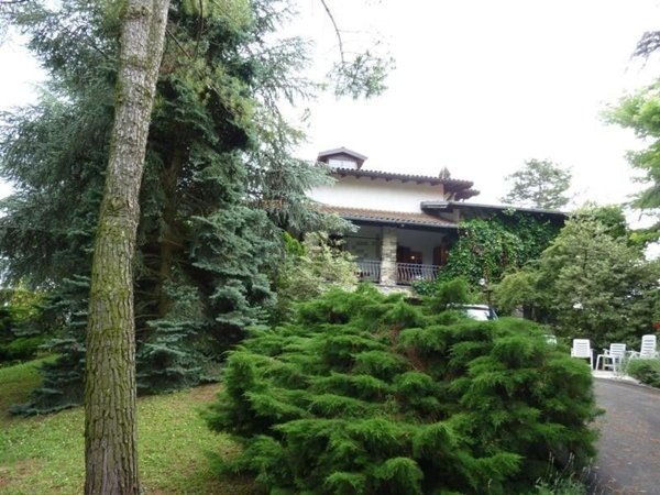 casa indipendente in vendita a Santa Maria della Versa