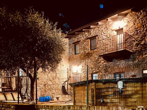 casa semindipendente in vendita a Santa Maria della Versa in zona Pizzofreddo