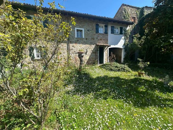 casa indipendente in vendita a Santa Maria della Versa