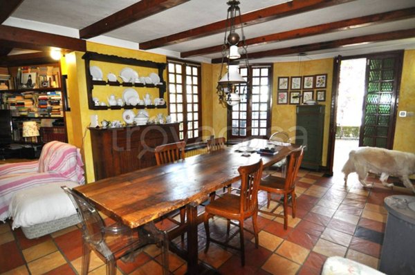 casa indipendente in vendita a Santa Maria della Versa