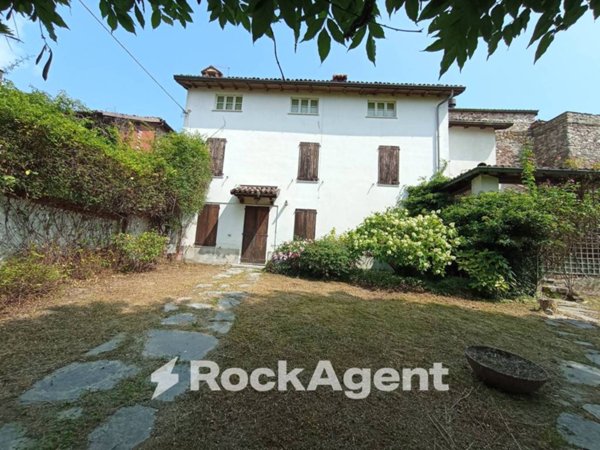 casa indipendente in vendita a Santa Maria della Versa in zona Soriasco