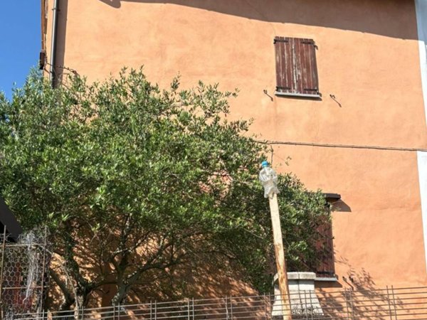 casa indipendente in vendita a Santa Maria della Versa