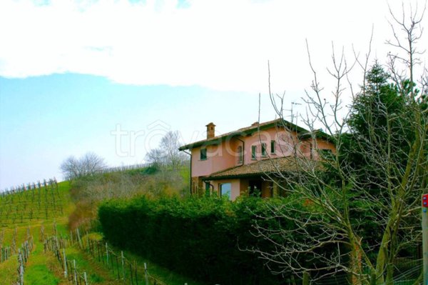 casa indipendente in vendita a Santa Maria della Versa in zona Pizzofreddo