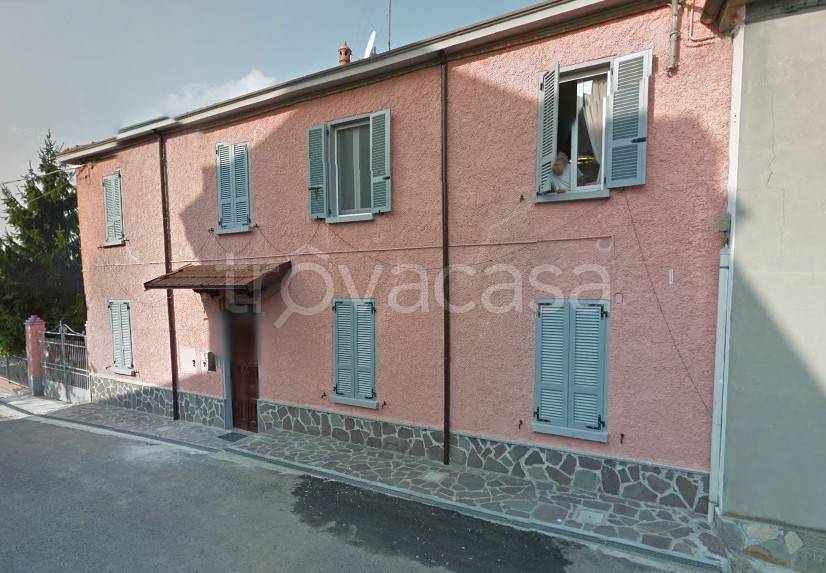casa indipendente in vendita a Santa Maria della Versa in zona Donelasco