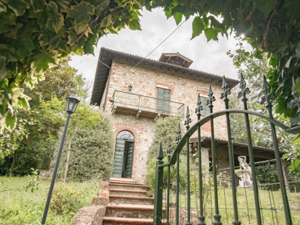 casa indipendente in vendita a Santa Maria della Versa in zona Pizzofreddo