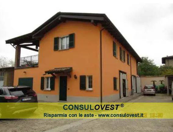 casa indipendente in vendita a Santa Maria della Versa