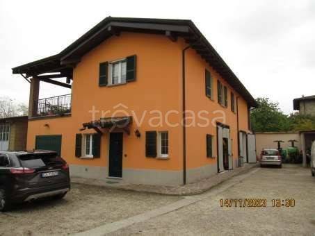 casa indipendente in vendita a Santa Maria della Versa