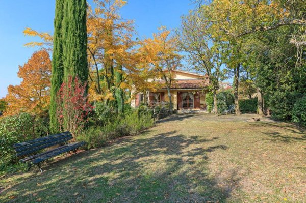 casa indipendente in vendita a Santa Maria della Versa