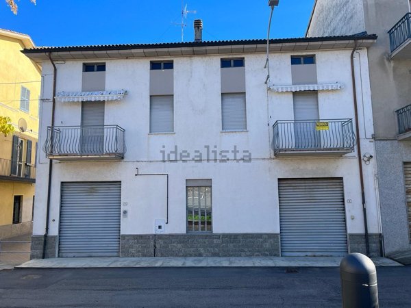 casa indipendente in vendita a Santa Maria della Versa