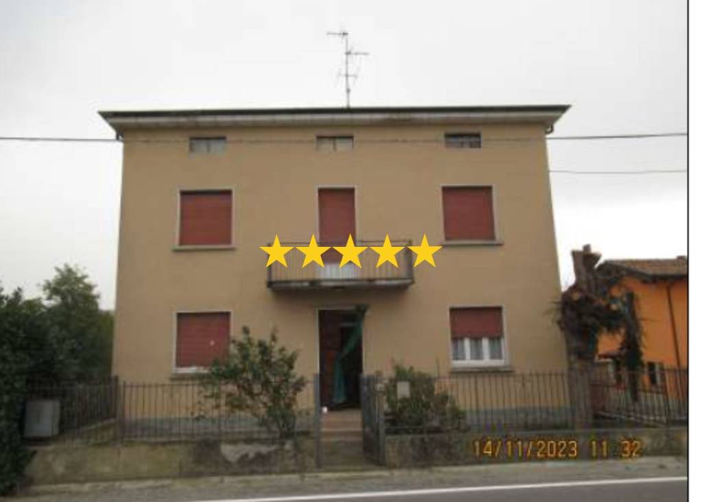 casa indipendente in vendita a Santa Maria della Versa