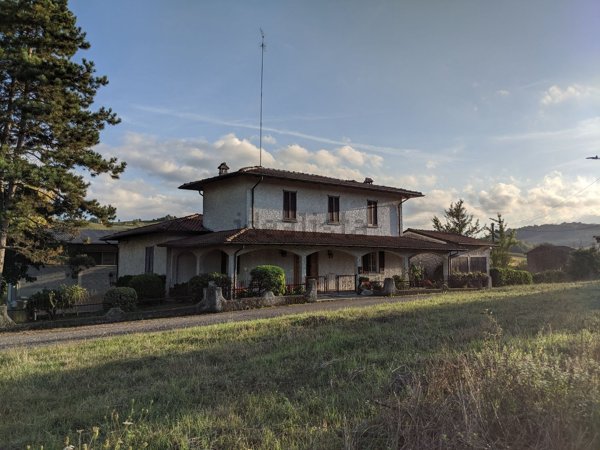 casa indipendente in vendita a Santa Maria della Versa