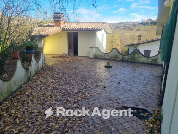 casa indipendente in vendita a Santa Maria della Versa