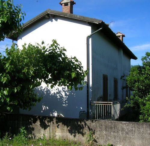 casa indipendente in vendita a Santa Maria della Versa