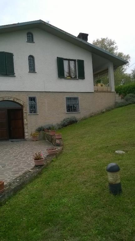 casa indipendente in vendita a Santa Maria della Versa