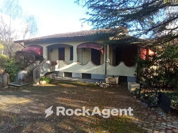 casa indipendente in vendita a Santa Maria della Versa