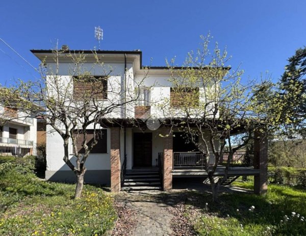 casa indipendente in vendita a Santa Maria della Versa