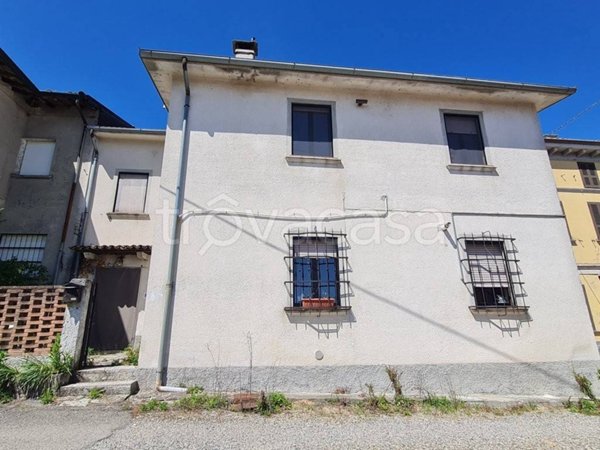 casa indipendente in vendita a Santa Maria della Versa