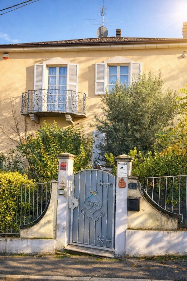casa indipendente in vendita a Santa Maria della Versa