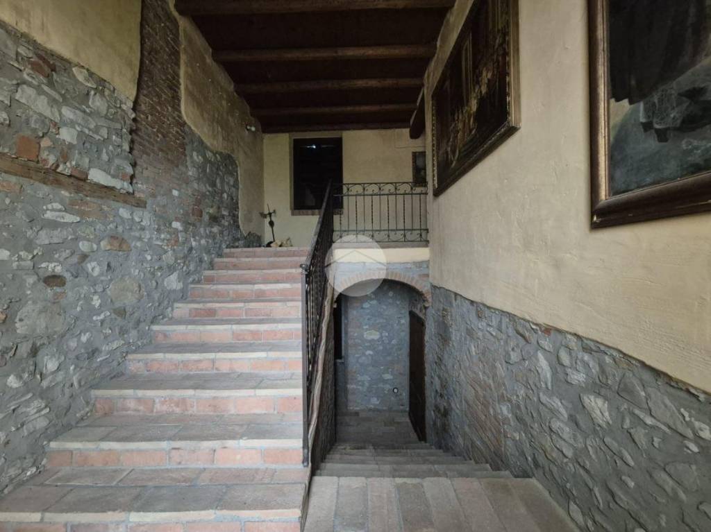 casa indipendente in vendita a Santa Maria della Versa in zona Donelasco