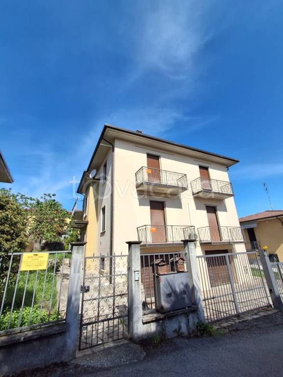 casa indipendente in vendita a Santa Maria della Versa in zona Gariasco