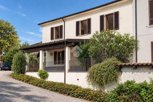 casa indipendente in vendita a Santa Maria della Versa in zona Torrazza