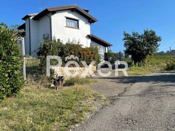 casa indipendente in vendita a Santa Maria della Versa in zona Pizzofreddo