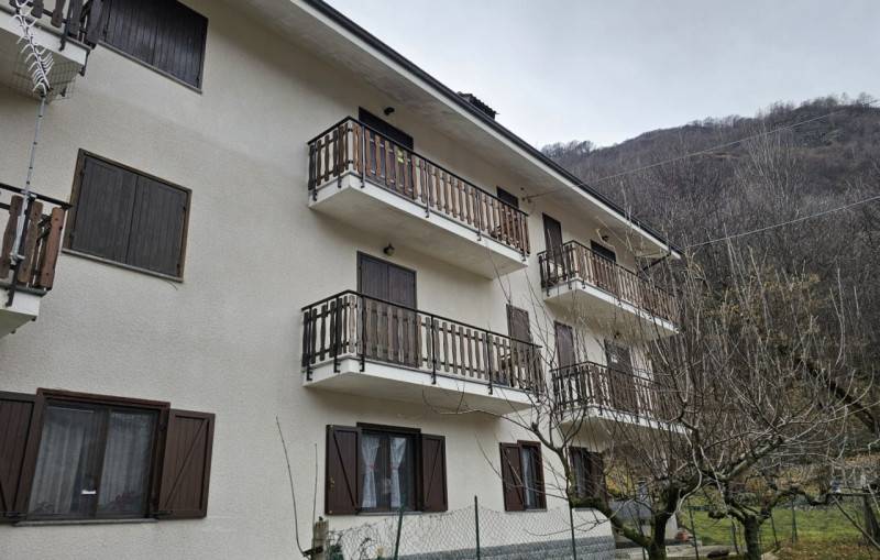 appartamento in vendita a Locana