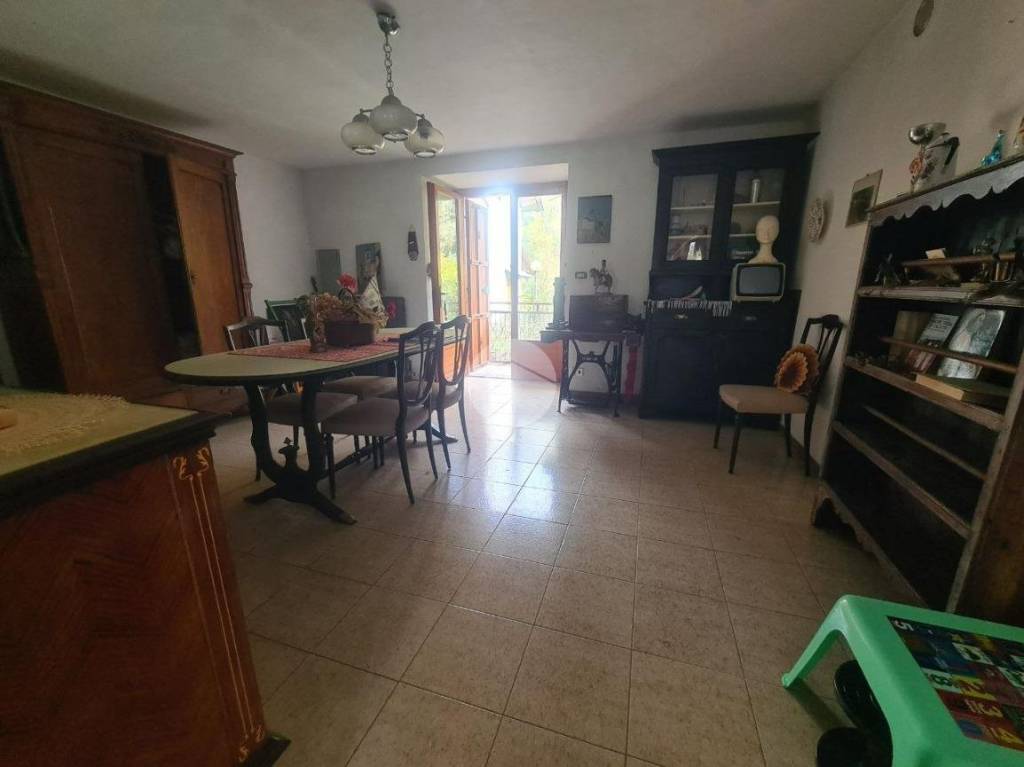 casa indipendente in vendita a Locana