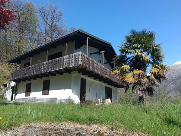 casa indipendente in vendita a Locana