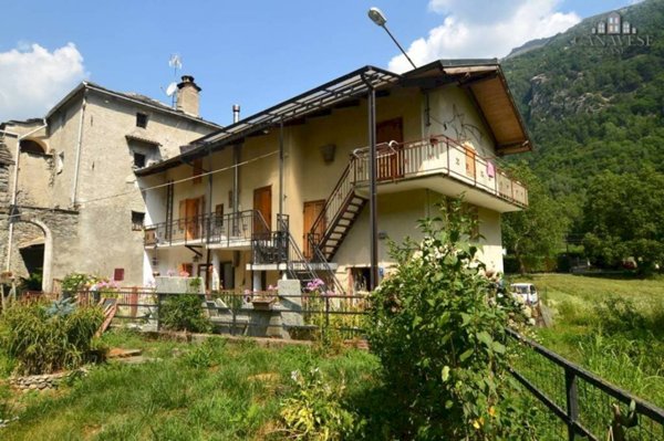 casa indipendente in vendita a Locana