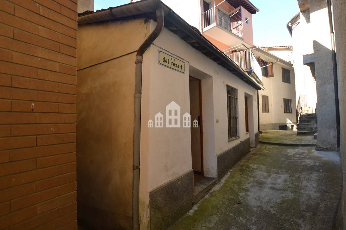 casa indipendente in vendita a Locana