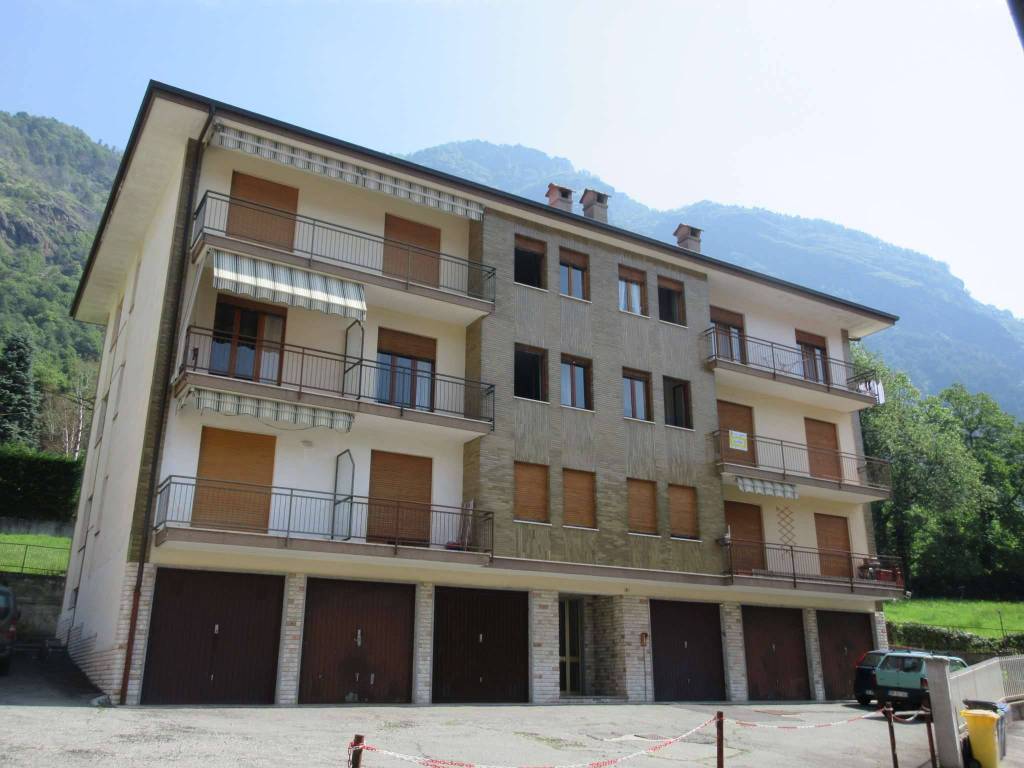 appartamento in vendita a Locana
