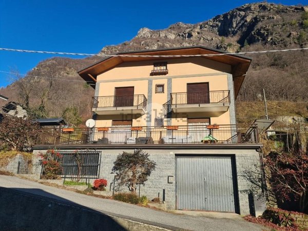 casa indipendente in vendita a Locana