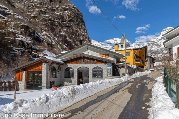 casa indipendente in vendita a Locana