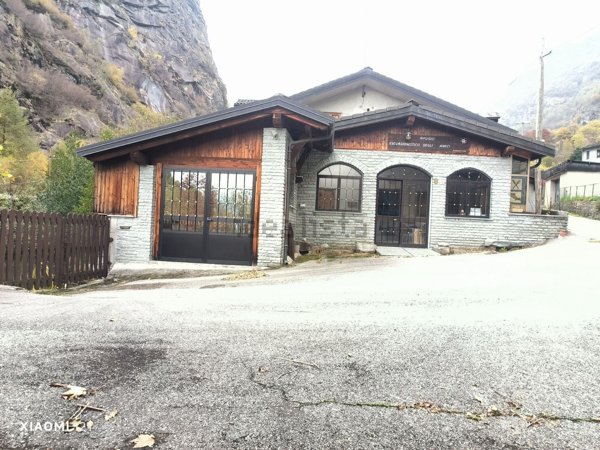 casa indipendente in vendita a Locana