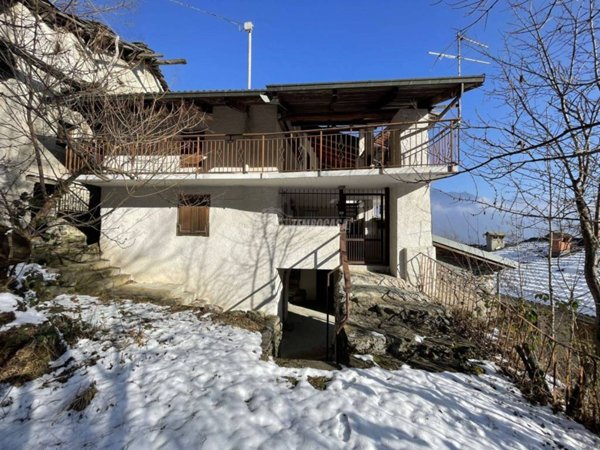 appartamento in vendita a Locana