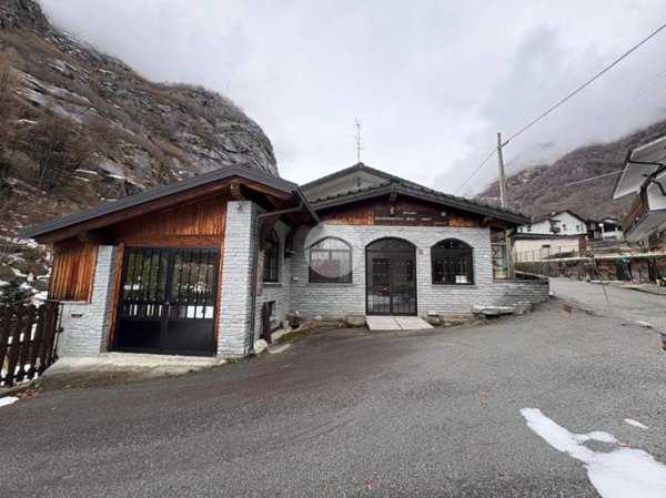 casa indipendente in vendita a Locana