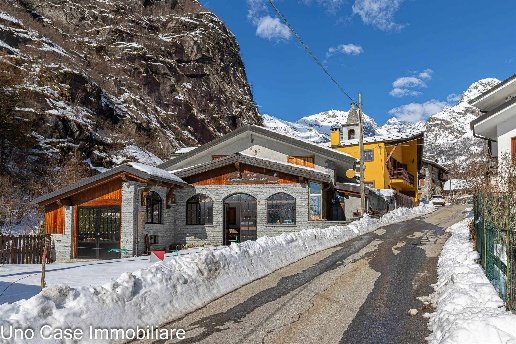 casa indipendente in vendita a Locana