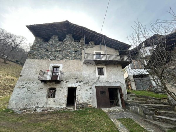 casa indipendente in vendita a Locana