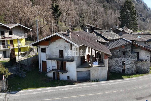 casa indipendente in vendita a Locana