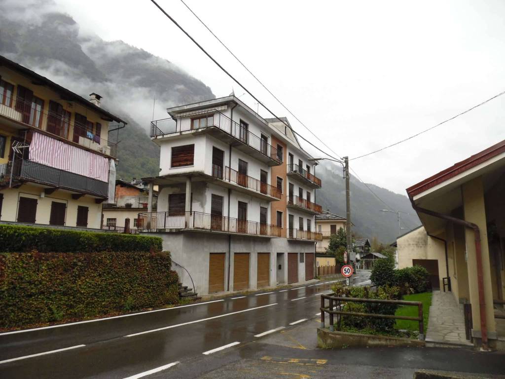 appartamento in vendita a Locana