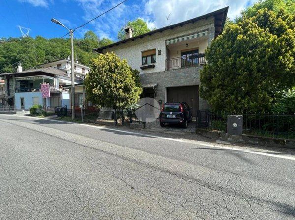 casa indipendente in vendita a Locana