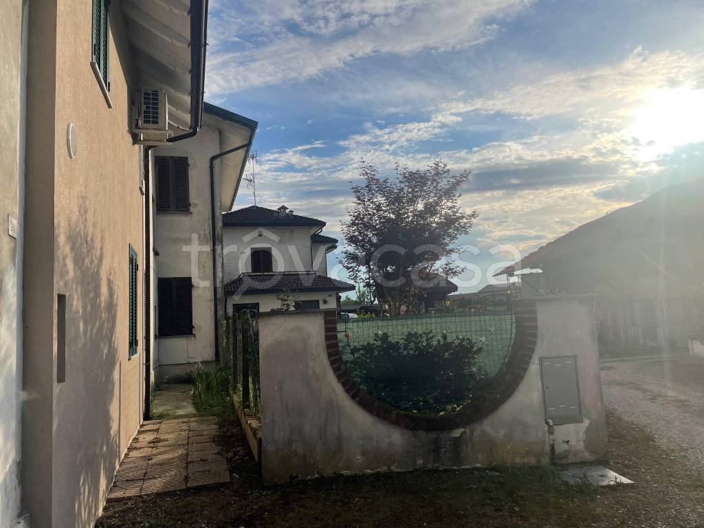 casa indipendente in vendita a Sant'Angelo Lomellina