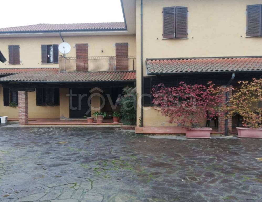casa indipendente in vendita a Sant'Angelo Lomellina