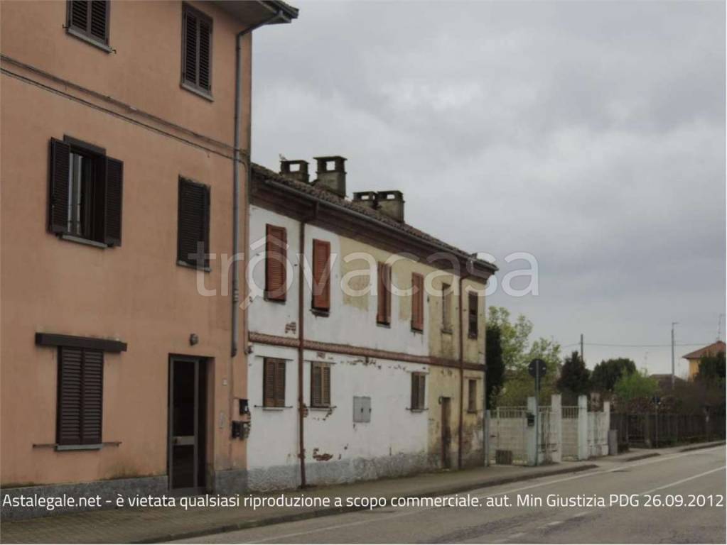 casa semindipendente in vendita a Sant'Angelo Lomellina