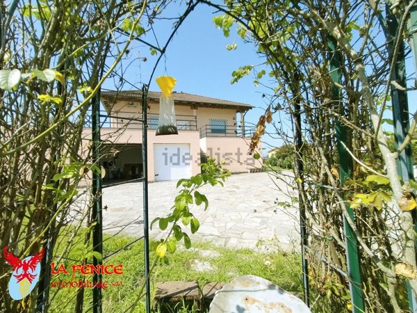 casa indipendente in vendita a Sant'Angelo Lomellina