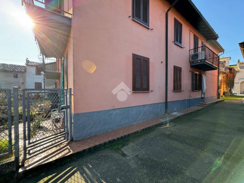 casa indipendente in vendita a San Zenone al Po