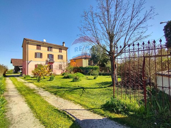casale in vendita a San Zenone al Po